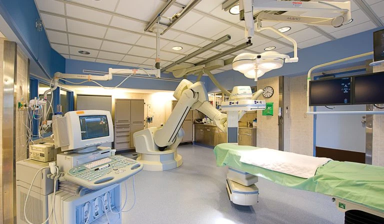 Veterans Affairs Medical Center – Suites & Clinics