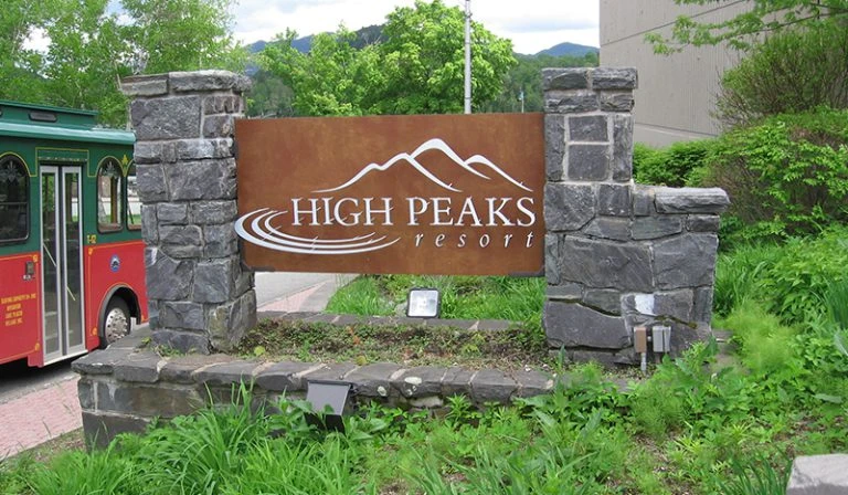 High Peaks Resort