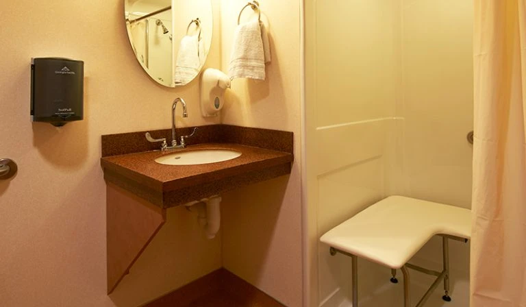 St. Joseph’s Hospital Health Center – Postpartum Suite